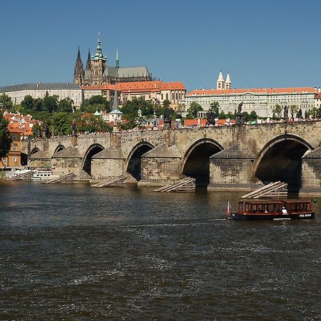 Pension Berg Praga Esterno foto